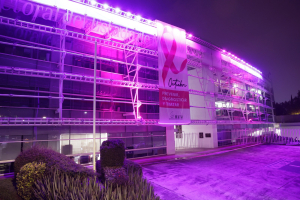 EL IEEM SE PINTA DE ROSA Y PROMUEVE LA DETECCIÓN OPORTUNA DEL CÁNCER DE MAMA