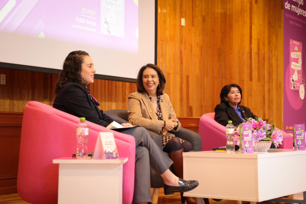 PRESENTAN EN EL IEEM EL LIBRO TIEMPO DE MUJERES