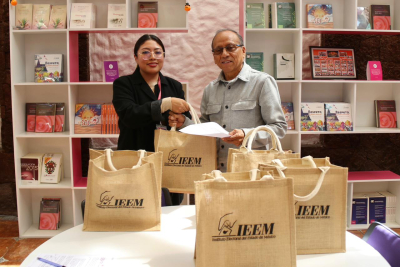 IEEM FORTALECE LA CULTURA CÍVICA AL DONAR LIBROS