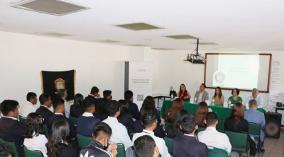 PRESENTAN GACETA ELECTORAL DEL IEEM ANTE  ESTUDIANTES DEL CONALEP